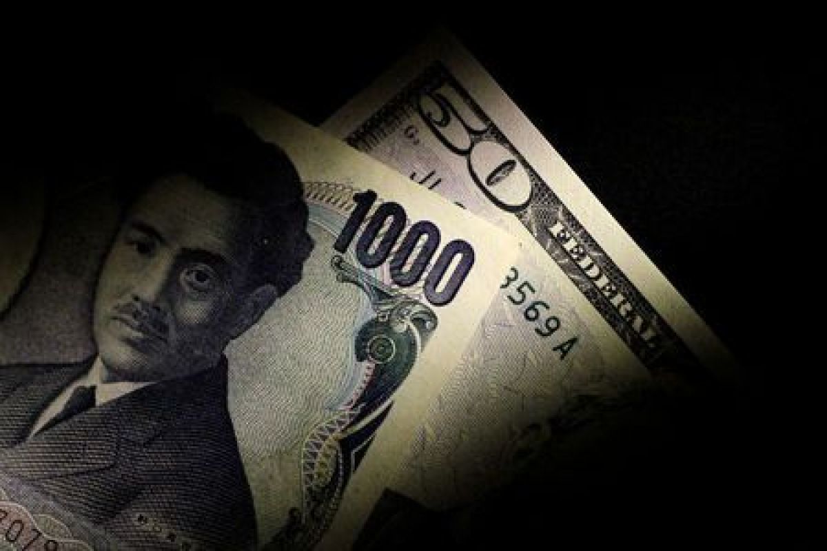 Analisis Dolar Loyo, Yen Terjebak di Rekor Terendah Pasca Kebijakan Jepang - Data Pasar 2025-11-13
