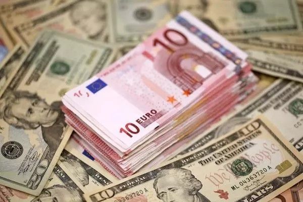 Analisis Dolar Melemah, Euro Sentuh Level Tertinggi Hampir Tujuh Minggu - Data Pasar 2025-12-04