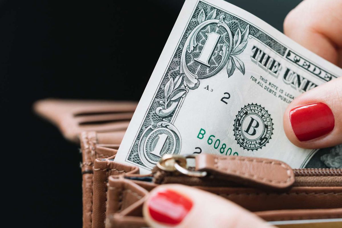 Analisis Dolar Menguat, Yen Ambruk ke Terlemah Sejak Juli 2024 - Data Pasar 2026-01-14