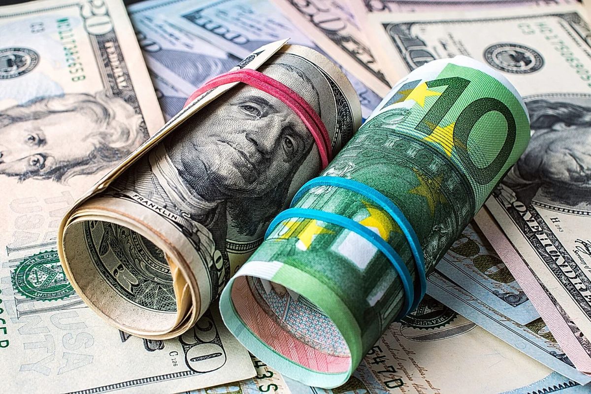 Analisis EUR/USD Tertekan, Dolar AS Kembali Perkuat Jelang Tahun Baru - Data Pasar 2025-12-31