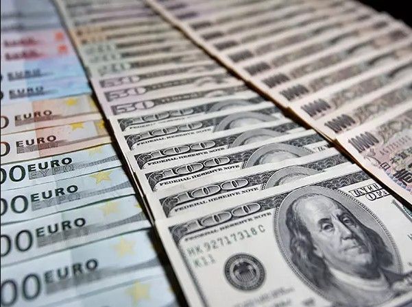 Analisis EUR/USD Rebound ke 1,1760, Kenaikan Terbatas oleh Ketegangan AS–Iran - Data Pasar 2026-04-20