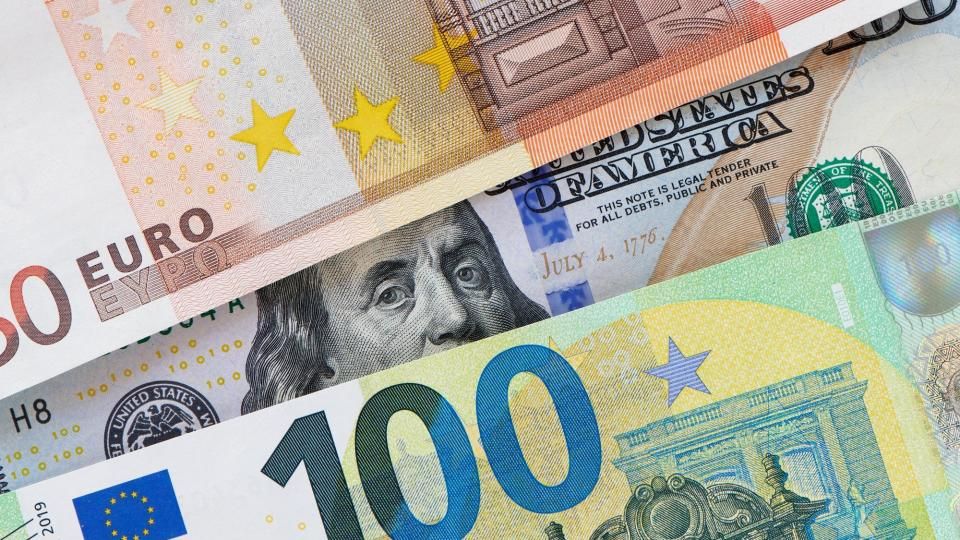 Analisis EUR/USD Berfluktuasi, Pasar Tunggu The Fed - Data Pasar 2026-04-29