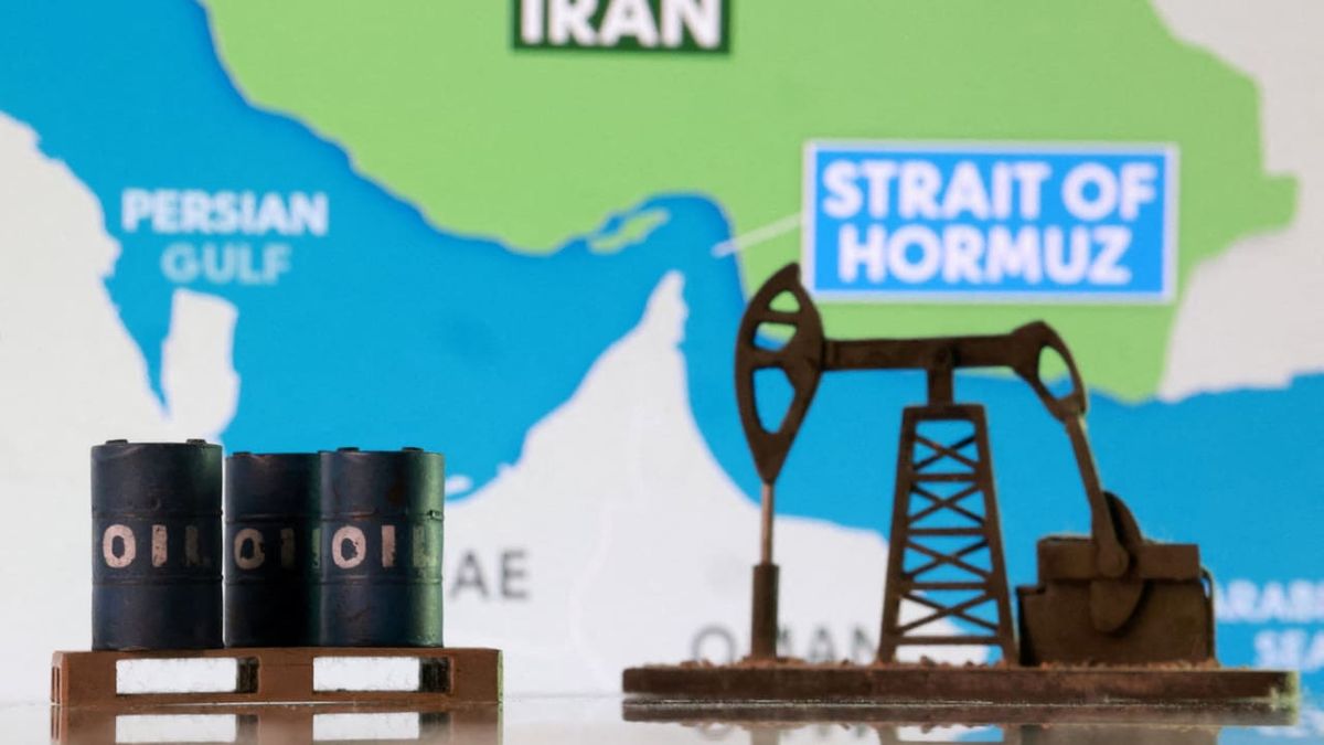 Analisis Minyak Melemah, Pasar Tunggu Detail Pembukaan Hormuz - Data Pasar 2026-06-16