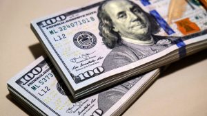 Dolar Bertahan di 99,95 Jelang NFP